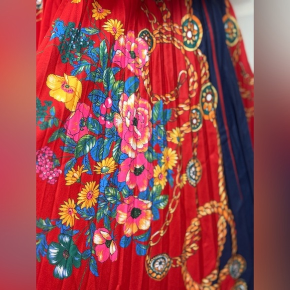 Unbranded Vibrant Floral Long Sleeve Dress Size Small.  C44 - Picture 9 of 16